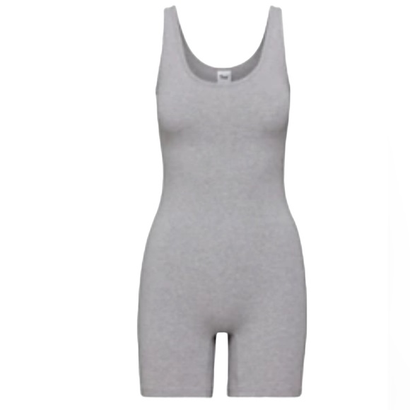 TNA by Aritzia Cotton Jersey 5” Romper - Picture 1 of 5